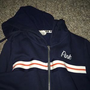 Hoodie w/ zipper